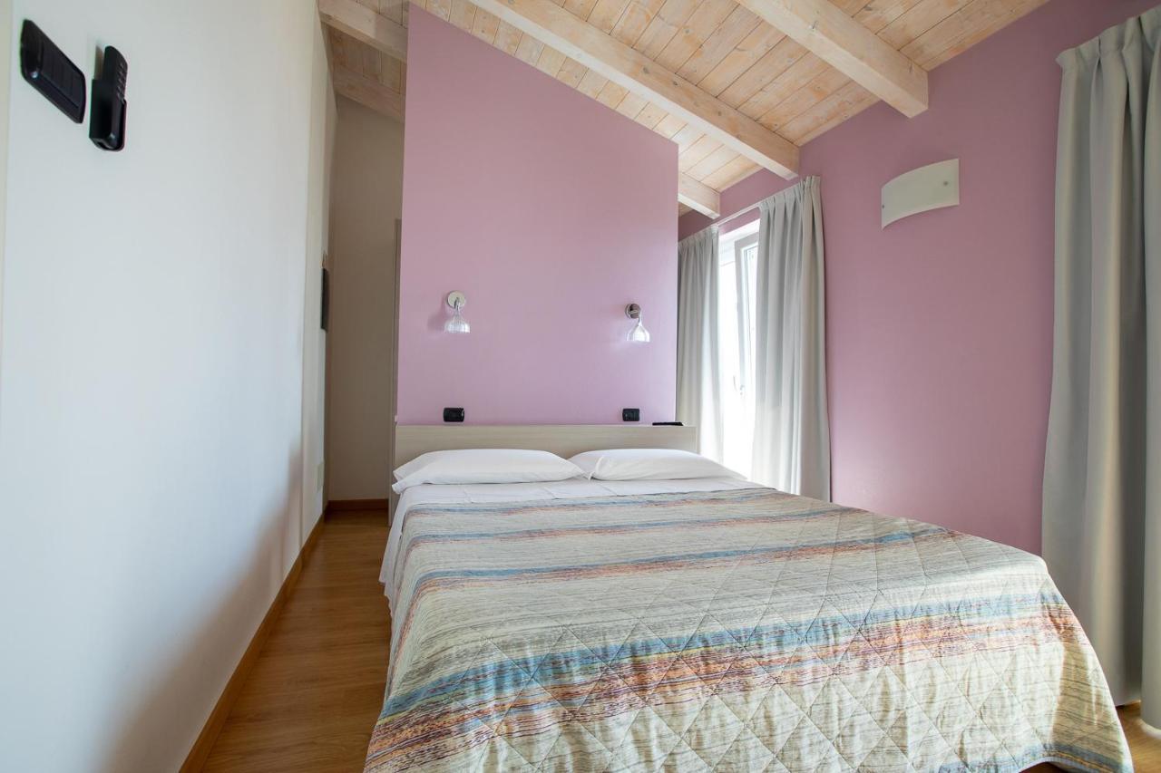 Residence Cafelicita - Promotion - Apartments Lake View - Infinity Pool - Jacuzzi Gravedona Dış mekan fotoğraf