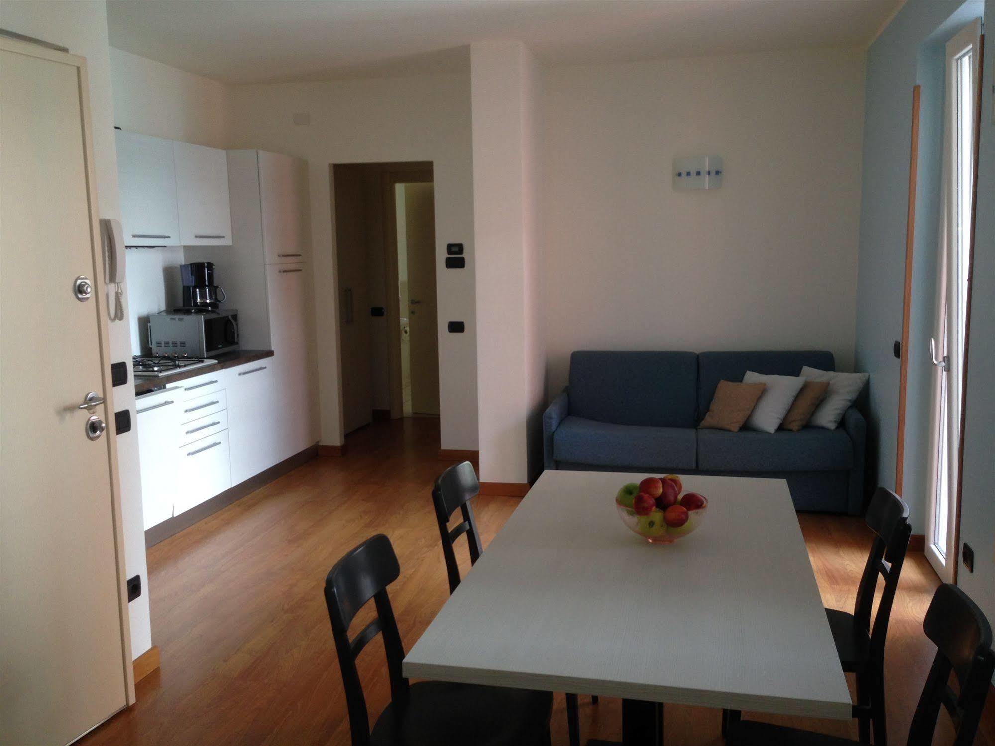 Residence Cafelicita - Promotion - Apartments Lake View - Infinity Pool - Jacuzzi Gravedona Dış mekan fotoğraf