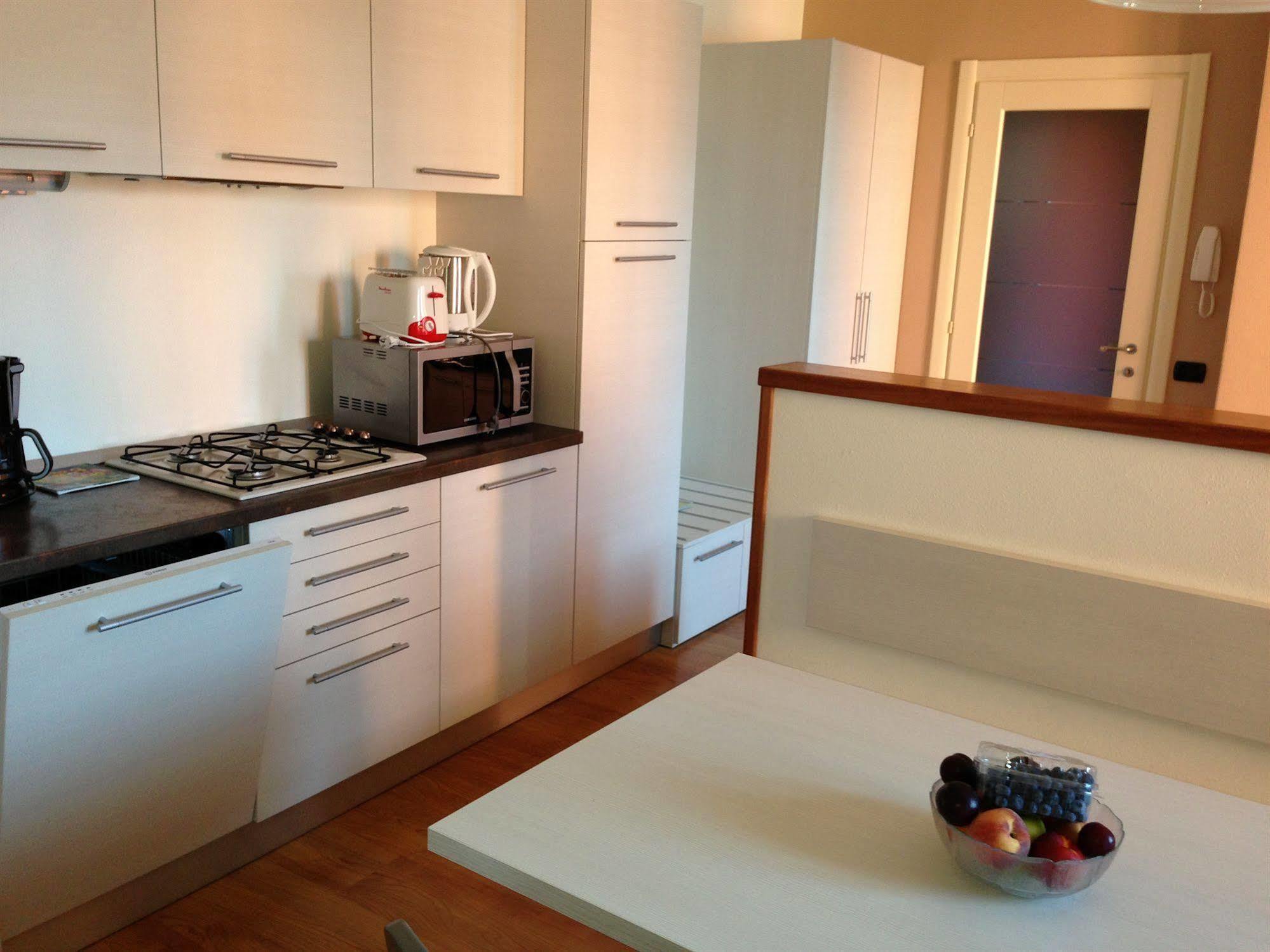 Residence Cafelicita - Promotion - Apartments Lake View - Infinity Pool - Jacuzzi Gravedona Dış mekan fotoğraf
